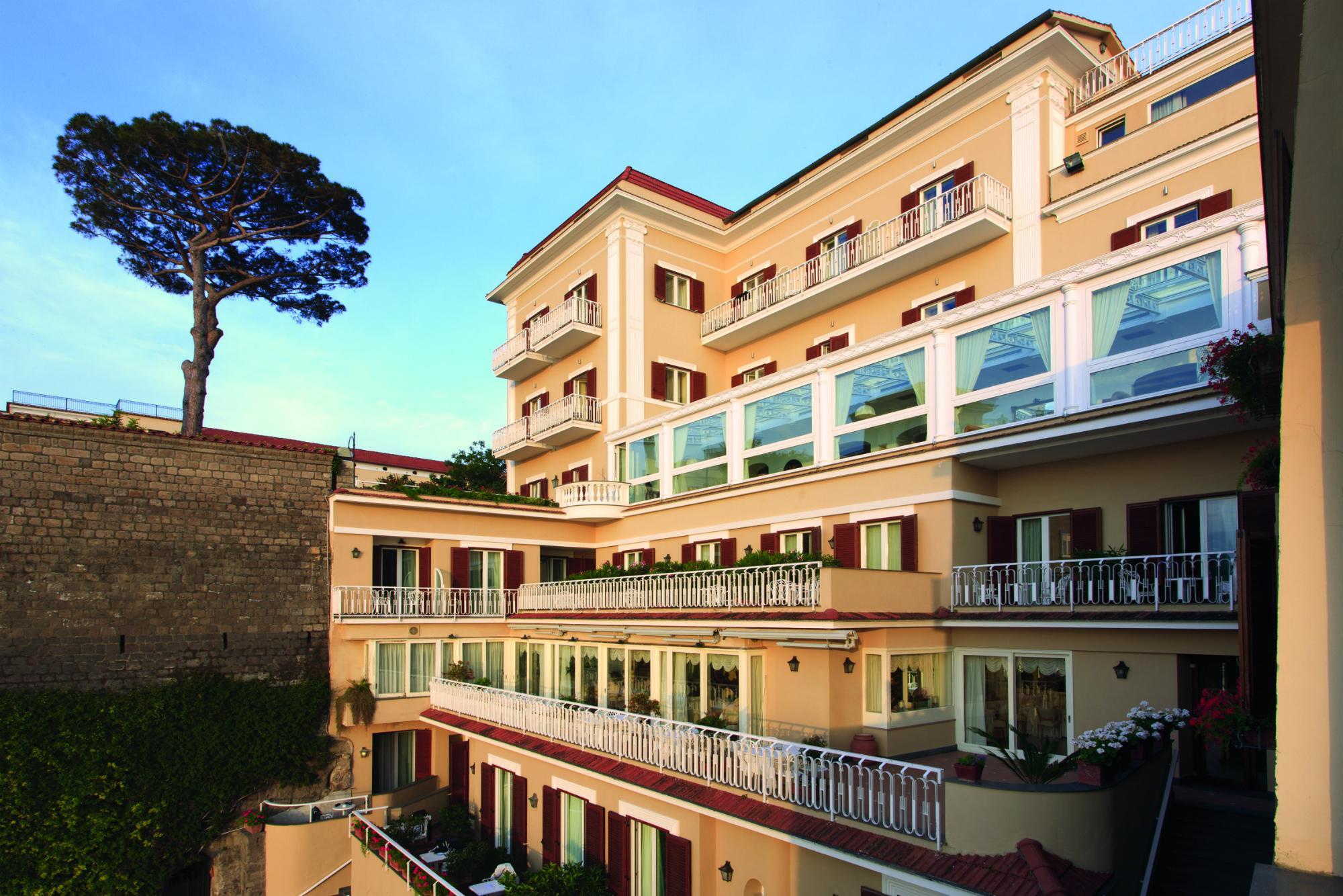 Hotel Corallo Sorrento Sant'Agnello Exterior photo